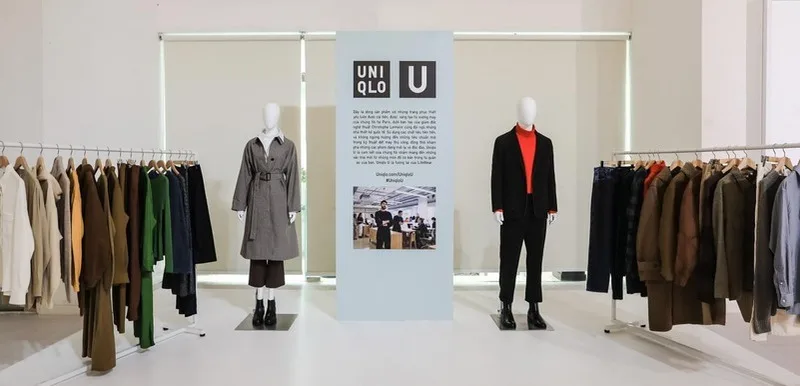 mua hang uniqlo